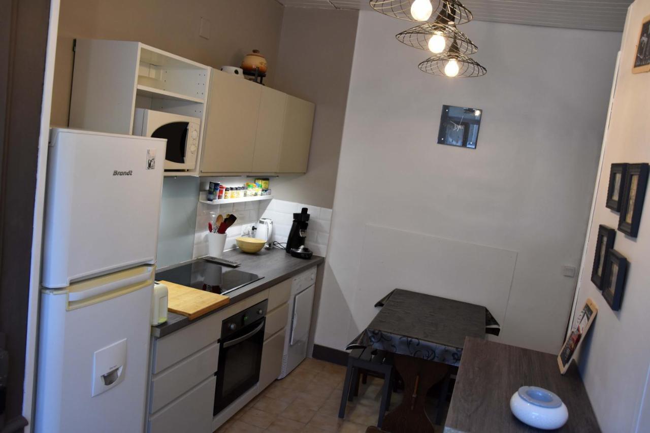 Charmant Studio Au Calme A 5 Min Du Centre Ville Saint-Claude Dış mekan fotoğraf